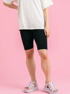 Aarre Lynn biker shortsit, Musta