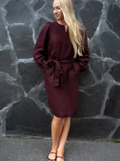 Cuosi Dakota pellavamekko, Burgundi