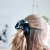 Lumoan Murunen scrunchie, Soft as a Rock