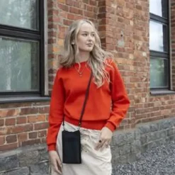 Miiko Hertta puhelinlaukku